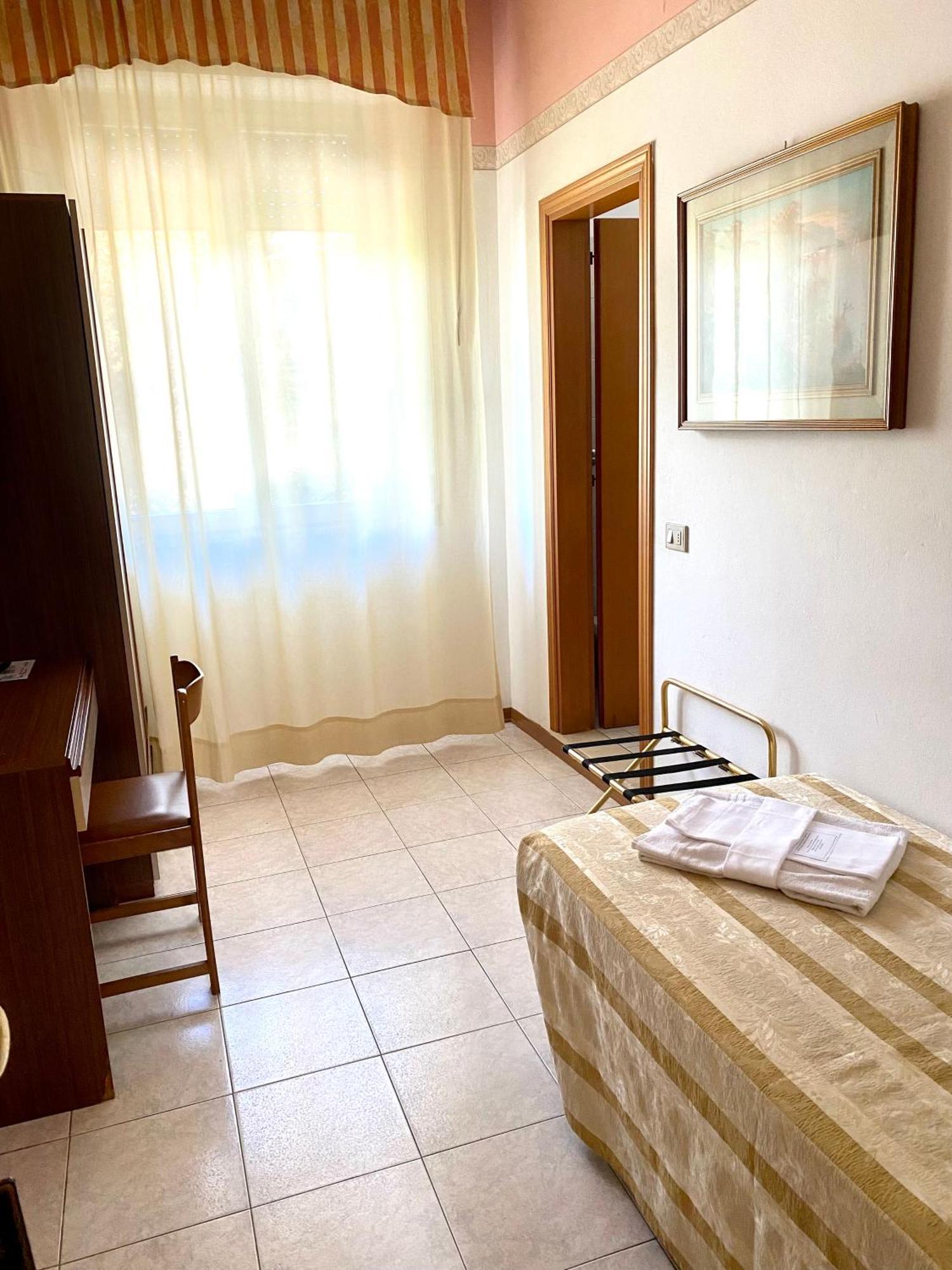 Hotel Parco Fellini Rimini Exteriér fotografie